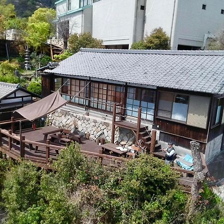 城跡石垣上の絶景古民家宿 鞆城茶屋庵 Tomo Exterior foto