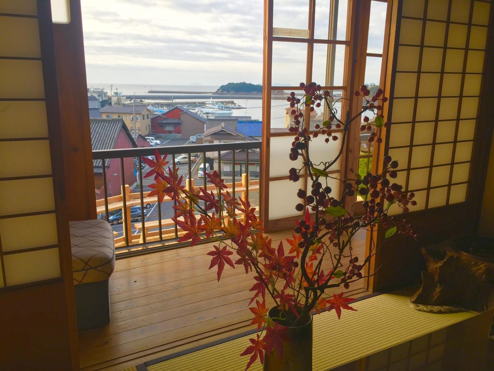 城跡石垣上の絶景古民家宿 鞆城茶屋庵 Tomo Exterior foto