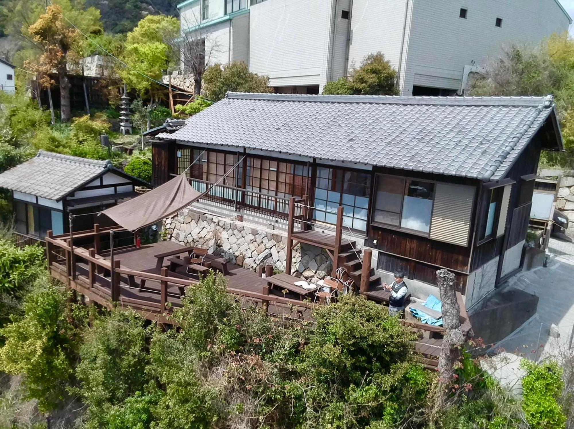 城跡石垣上の絶景古民家宿 鞆城茶屋庵 Tomo Exterior foto