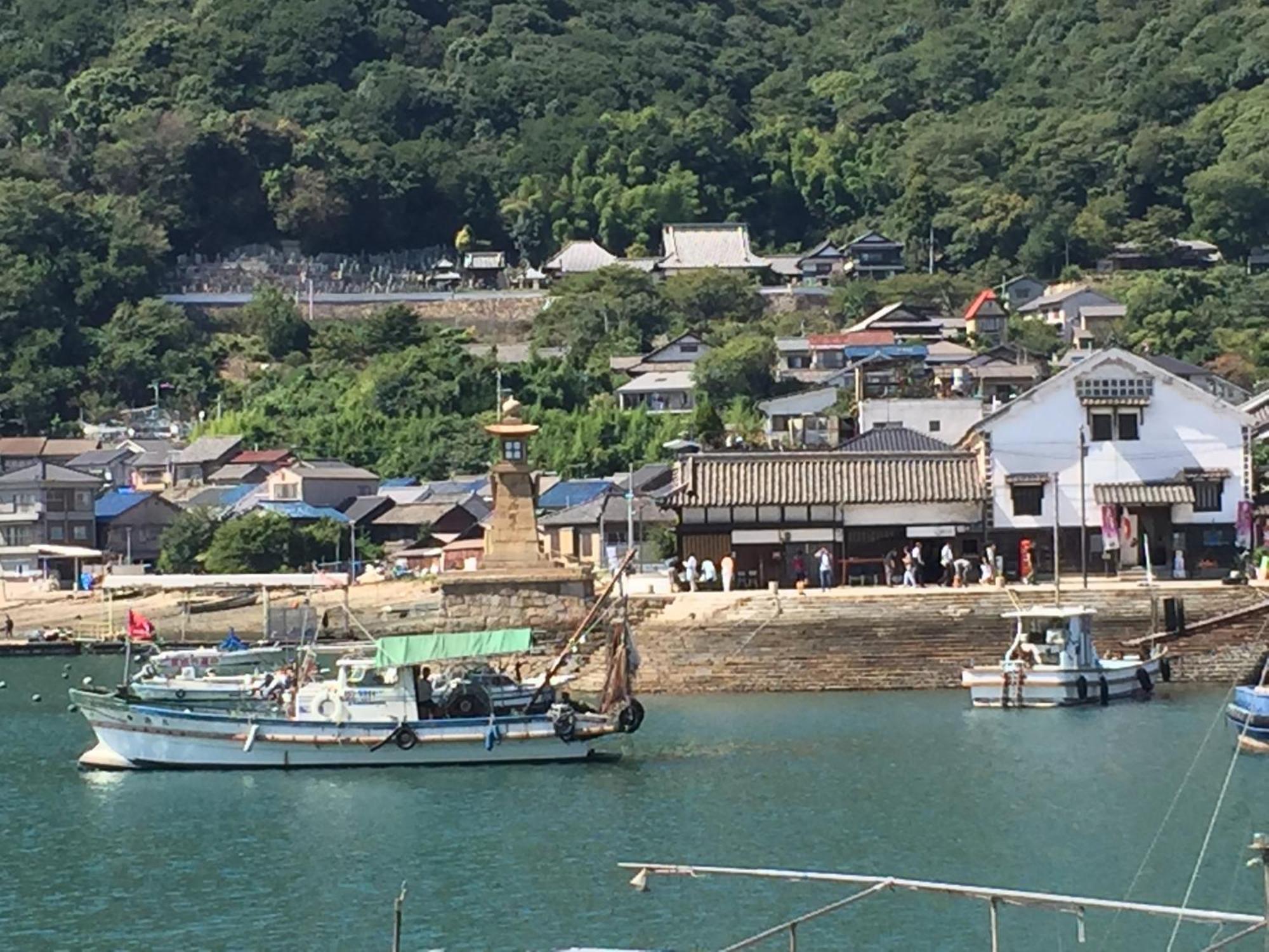 城跡石垣上の絶景古民家宿 鞆城茶屋庵 Tomo Exterior foto